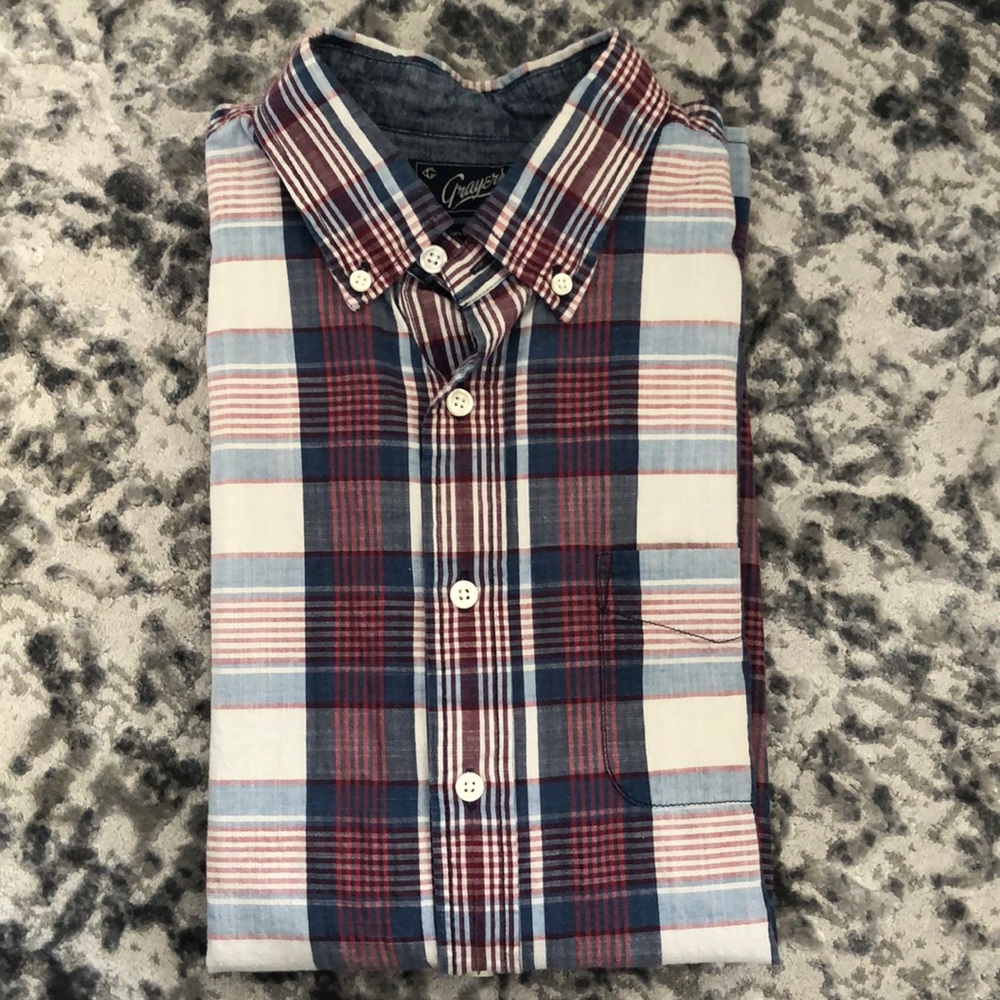 Men’s long sleeve button down shirt